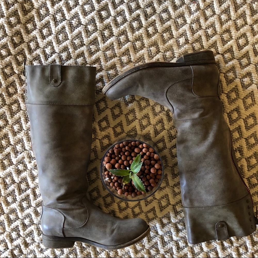 Steve Madden boots
